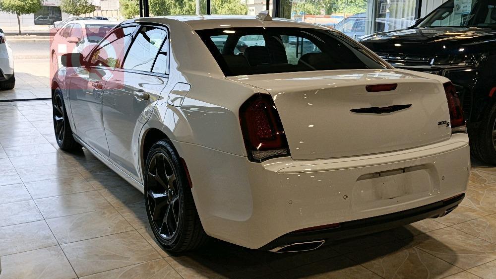 Chrysler 300
